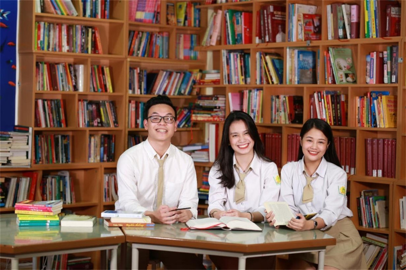 Năm nay, trường công lập tự chủ tài chính THPT Phan Huy Chú-Đống Đa chính thức đưa thêm phương thức xét tuyển học bạ vào tuyển sinh lớp 10 Năm nay, trường công lập tự chủ tài chính THPT Phan Huy Chú-Đống Đa chính thức đưa thêm phương thức xét tuyển học bạ vào tuyển sinh lớp 10