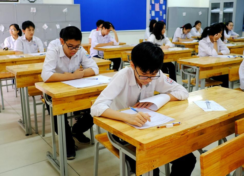 Sở GD-ĐT Hà Nội cho biết, công tác chuẩn bị cho kỳ thi tuyển sinh lớp 10 vẫn diễn ra đúng kế hoạch trên cơ sở thực hiện đầy đủ biện pháp phòng chống Covid-19 Sở GD-ĐT Hà Nội cho biết, công tác chuẩn bị cho kỳ thi tuyển sinh lớp 10 vẫn diễn ra đúng kế hoạch trên cơ sở thực hiện đầy đủ biện pháp phòng chống Covid-19