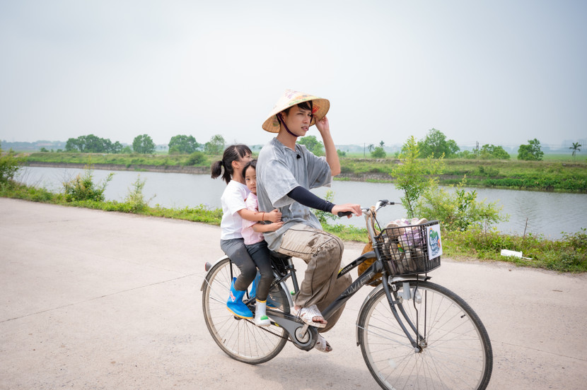 3 cha con Neko Lê trong hành trình tham gia "Bố ơi mình đi đâu thế?" 3 cha con Neko Lê trong hành trình tham gia "Bố ơi mình đi đâu thế?"