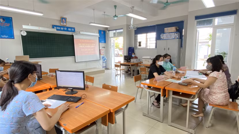 Toàn thành phố đã có 120 trường tiểu học hoàn thành đăng ký tuyển sinh trực tuyến lớp 1