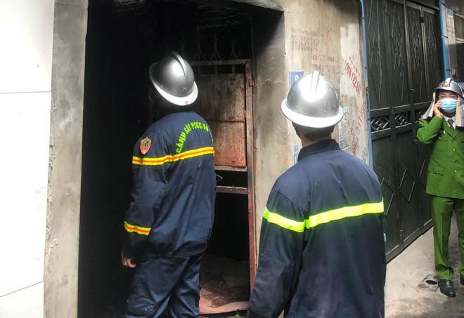 Vụ cháy phòng trọ ở Tam Khương được cho là do đốt vàng mã cũng ông Công ông Táo khiến 4 thanh niên tử vong ngày 4/2