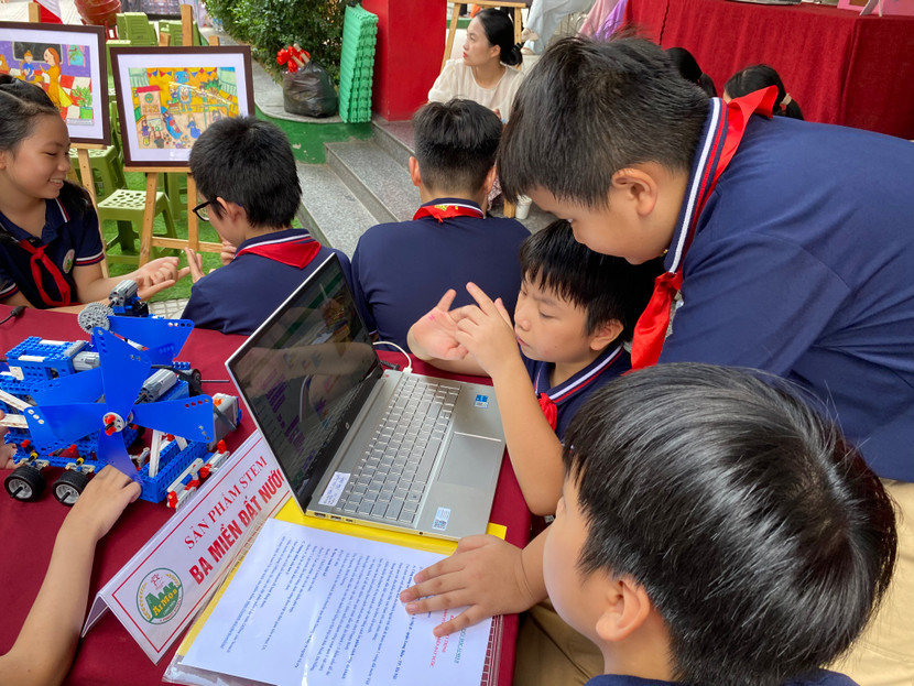 Bộ GD-ĐT dự kiến triển khai thí điểm nội dung giáo dục trí tuệ nhân tạo từ tháng 12/2025 Bộ GD-ĐT dự kiến triển khai thí điểm nội dung giáo dục trí tuệ nhân tạo từ tháng 12/2025