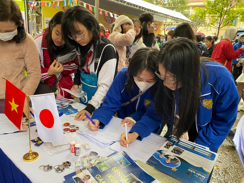 Học sinh cuối cấp đang vào giai đoạn cao trào ôn thi lớp 10 và tốt nghiệp THPT 2025 Học sinh cuối cấp đang vào giai đoạn cao trào ôn thi lớp 10 và tốt nghiệp THPT 2025