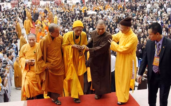 Nhân dịp Đại lễ 30 năm thành lập Giáo hội Phật giáo Việt Nam, Đức Pháp chủ đã gửi tới tăng ni, phật tử các cấp của giáo hội Phật giáo Việt Nam bản thông điệp đầy ý nghĩa.