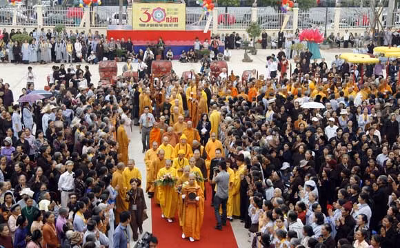 Nhân dịp Đại lễ 30 năm thành lập Giáo hội Phật giáo Việt Nam, Đức Pháp chủ đã gửi tới tăng ni, phật tử các cấp của giáo hội Phật giáo Việt Nam bản thông điệp đầy ý nghĩa.