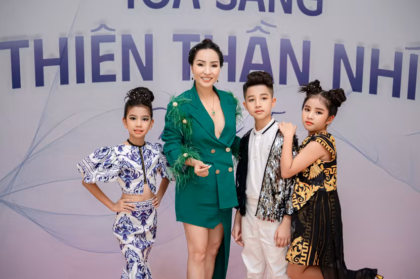 NTK Châu Loan, Trưởng BTC và các quán quân mùa giải trước NTK Châu Loan, Trưởng BTC và các quán quân mùa giải trước
