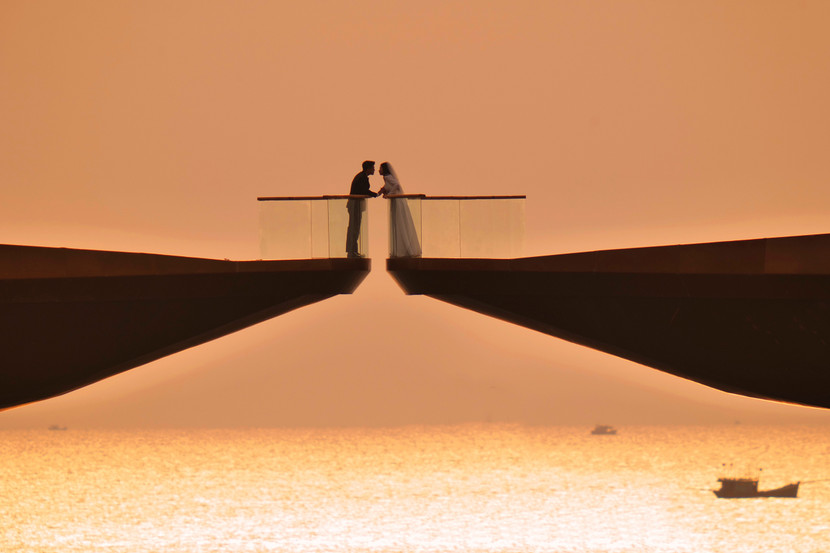 Cây Cầu Hôn vừa xuất hiện ở MV "I do" của Đức Phúc và nhóm nhạc đình đám một thời 911 lập tức "gây sốt" và trở thành địa điểm được nhiều người lựa chọn ghé thăm Cây Cầu Hôn vừa xuất hiện ở MV "I do" của Đức Phúc và nhóm nhạc đình đám một thời 911 lập tức "gây sốt" và trở thành địa điểm được nhiều người lựa chọn ghé thăm