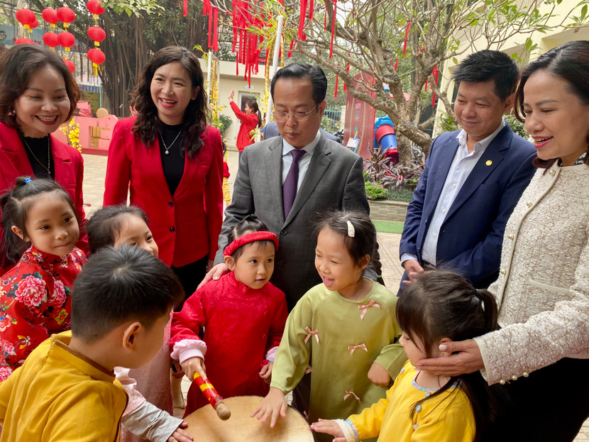 Trẻ mầm non Hà Nội hào hứng với không khí Tết cổ truyền