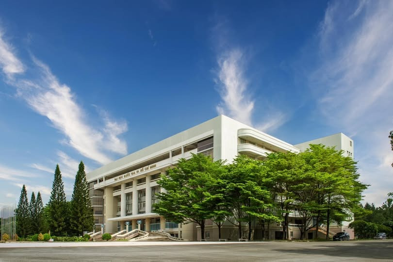 ĐHQG TP.HCM sẽ giảm 36% đầu mối quản lý, giảm còn 8% nhân sự hưởng lương ngân sách