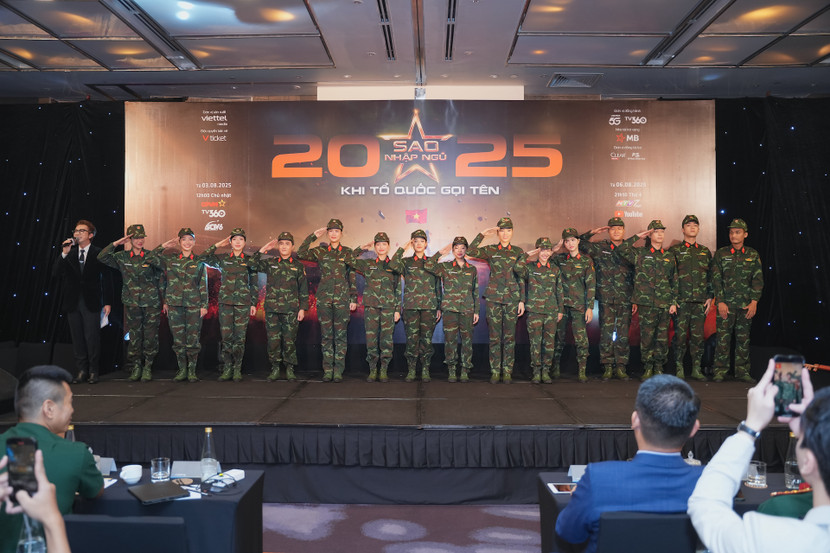 Sau 15 mùa phát sóng, “Sao nhập ngũ 2025” hứa hẹn sẽ sự "lột xác" về quy mô đầu tư, mức độ dàn dựng và chất lượng hình ảnh. Sau 15 mùa phát sóng, “Sao nhập ngũ 2025” hứa hẹn sẽ sự "lột xác" về quy mô đầu tư, mức độ dàn dựng và chất lượng hình ảnh.