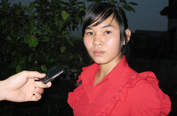 Nhân chứng Dương Thị Nga trả lời phỏng vấn của PV về vụ việc trên