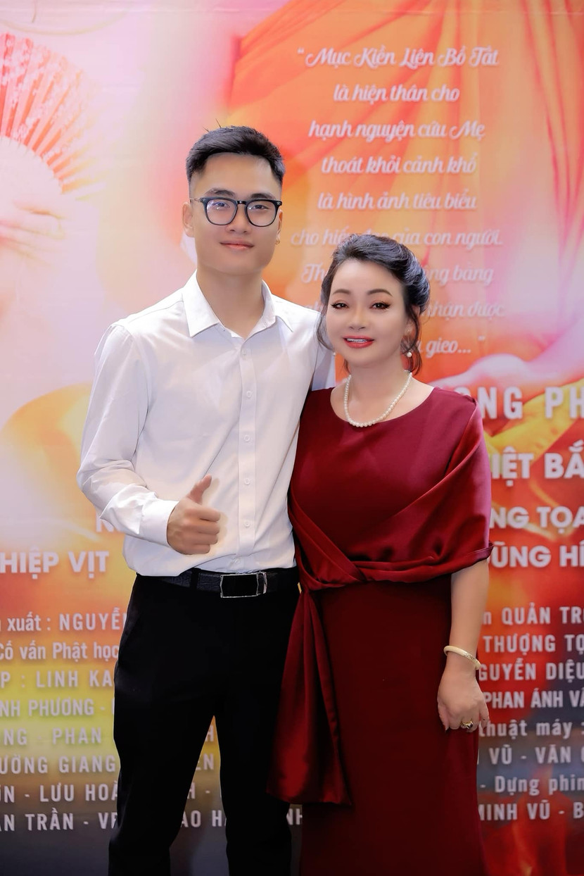 Nghệ sĩ Trà My và con trai- đạo diễn Quản Trọng Phúc