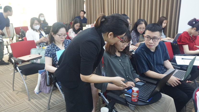 Hơn 90 cán bộ y tế Hà Nội được tập huấn sử dụng phần mềm xây dựng thực đơn cần bằng dinh dưỡng cho bà mẹ, trẻ em dưới 5 tuổi