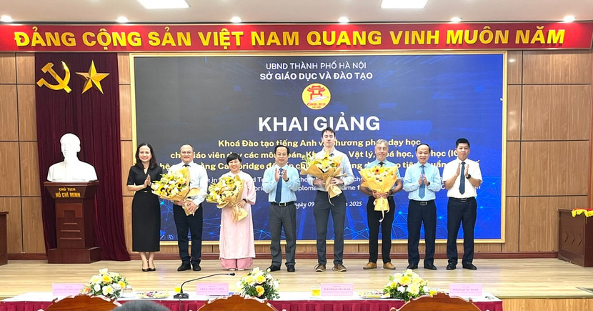 Hà Nội khai giảng khóa đào tạo giáo viên tiếng Anh và song bằng năm 2025