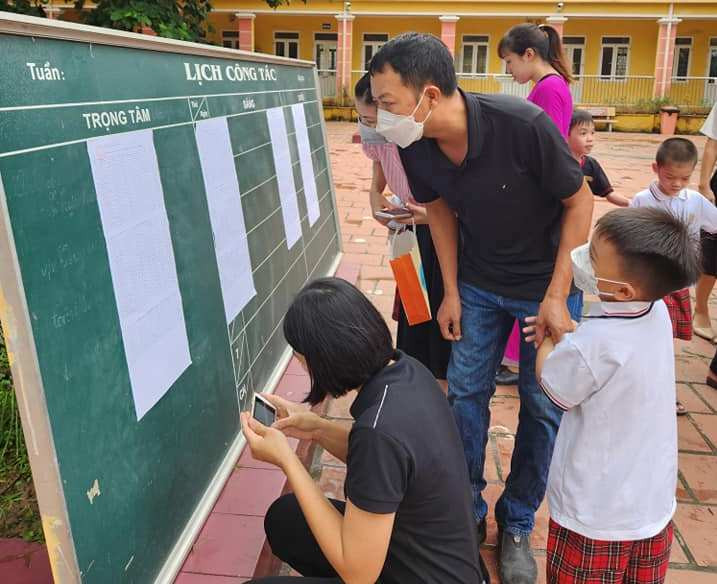 Phòng GD-ĐT Thanh Trì xác minh thông tin phản ánh phụ huynh học sinh lớp 1 trường tiểu học Hữu Hòa được yêu cầu đóng góp kinh phí lắp máy chiếu, điều hòa Phòng GD-ĐT Thanh Trì xác minh thông tin phản ánh phụ huynh học sinh lớp 1 trường tiểu học Hữu Hòa được yêu cầu đóng góp kinh phí lắp máy chiếu, điều hòa