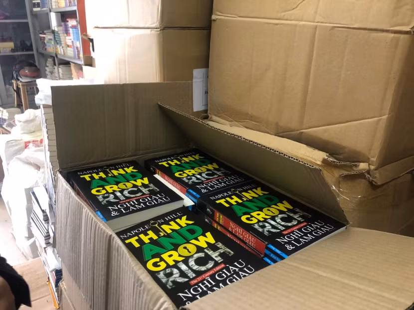 Sách giả được thu giữ