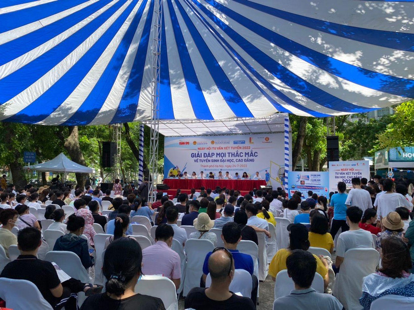 Năm 2024, trường ĐH Kinh tế quốc dân không còn tuyển sinh bằng học bạ