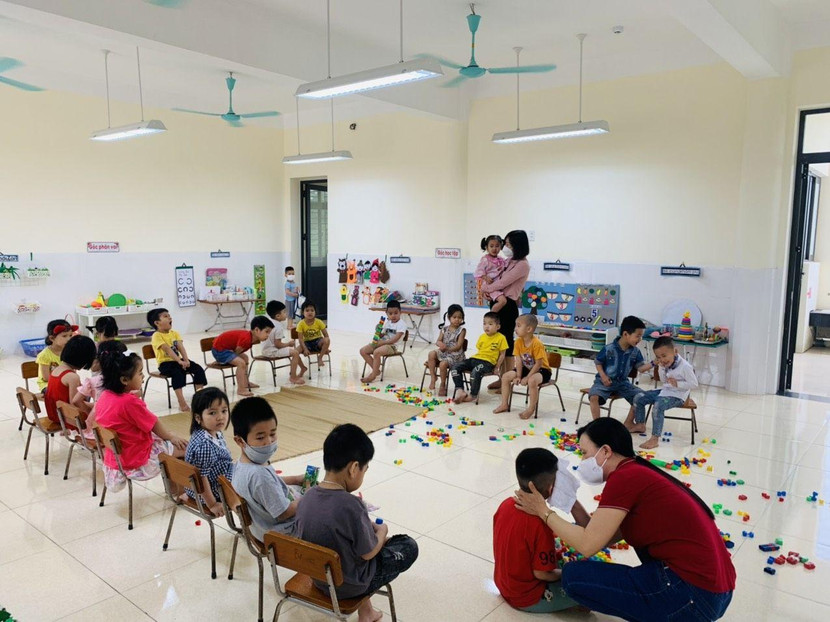 Bộ GD-ĐT đề nghị tính đến việc liên thông giữa khối mầm non công lập với ngoài công lập để đảm bảo quyền học tập cho trẻ em Bộ GD-ĐT đề nghị tính đến việc liên thông giữa khối mầm non công lập với ngoài công lập để đảm bảo quyền học tập cho trẻ em