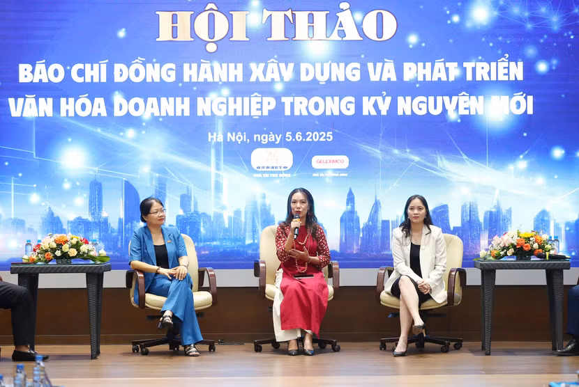 Đại diện các doanh nghiệp tham gia hội thảo Đại diện các doanh nghiệp tham gia hội thảo