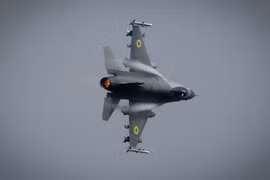 Tiêm kích F-16 bắn hạ 38 tên lửa hành trình trong cuộc tấn công quy mô lớn của Nga