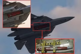 Tiêm kích Su-57 nhận thêm cả 'khiên và giáo' cực mạnh