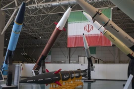 Chuyên gia Nga: Iran giấu tên lửa siêu thanh chờ đến khi hệ thống phòng thủ Mỹ cạn kiệt