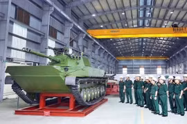 Nước ngoài bình luận khi xe tăng T-1 Việt Nam lộ diện đầy đủ