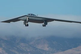 S-500, mối đe dọa chính với oanh tạc cơ tàng hình B-21 Raider 