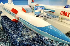 Mối đe doạ với tàu sân bay Mỹ nếu Iran có tên lửa chống hạm siêu thanh CM-302