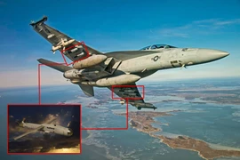 Tiêm kích hạm F/A-18 Super Hornet tấn công cực mạnh nhờ bom dẫn đường StormBreaker