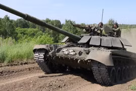 Nga tìm ra bản nâng cấp đặc biệt khiến xe tăng T-80 không phải sử dụng động cơ Kharkiv 