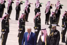 Lo ngại Saudi Arabia quay sang Nga trong công nghệ hạt nhân, Mỹ tung chiêu hiểm