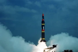 Tên lửa đạn đạo tầm trung MGM-31 Pershing II mạnh ngang Oreshnik 