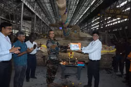 Số lượng xe tăng T-90 của Ấn Độ đã gấp đôi Nga