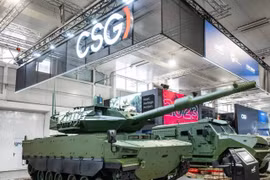 Cuộc đối đầu quyết liệt giữa xe tăng CFL-120 Karpat và CV90120