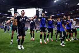 Cổ động viên Anh đòi xử thua đội tuyển quốc gia Argentina