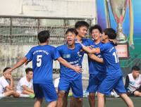 [ẢNH] THPT Tân Lập vào tứ kết sau trận đấu nghẹt thở trước THPT Hà Thành