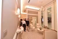 Đập tan tin đồn chia tay, Hồ Ngọc Hà và Kim Lý sánh đôi dự sự kiện