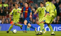 10 khoảnh khắc biểu tượng của Messi tại Barca