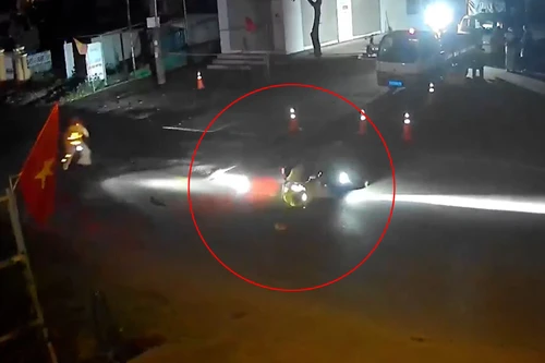 Mang 6 quả pháo tự chế, tông CSGT để bỏ chạy | ATV ngày 24/2/2026