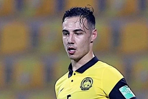 Malaysia gọi sao gốc Bỉ từ Nhật Bản về đấu tuyển Việt Nam