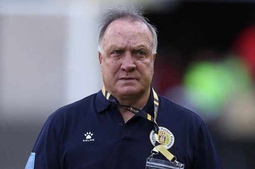 HLV tạo kỳ tích World Cup 2026 từ chức để chăm sóc con gái