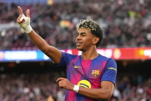 Yamal lập hattrick, Barca tạm bứt lên Real Madrid