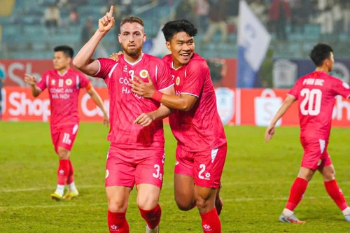 Mưa bàn thắng tri ân khán giả, Công an Hà Nội FC khép lại hành trình Đông Nam Á