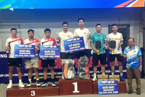 Đắc Tiến và Quốc Khánh vô địch giải Pickleball Cà Mau 2025