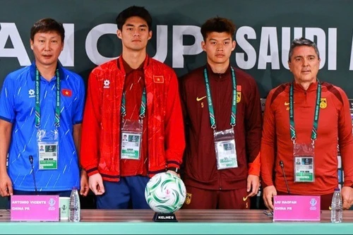 HLV U23 Trung Quốc dè chừng thể lực của U23 Việt Nam