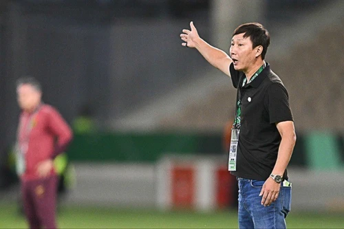 HLV Kim Sang-sik nói gì khi U23 Việt Nam thua đậm sau chuỗi trận toàn thắng?