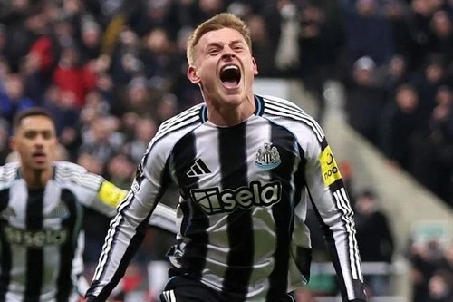 Màn ngược dòng không tưởng xuất hiện ở Premier League