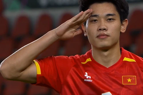 Đình Bắc rực sáng đưa U23 Việt Nam vào bán kết