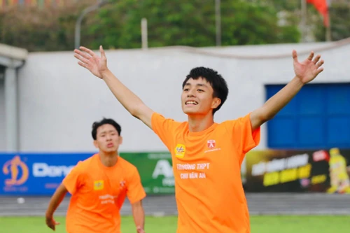 Vòng tứ kết vẫy gọi